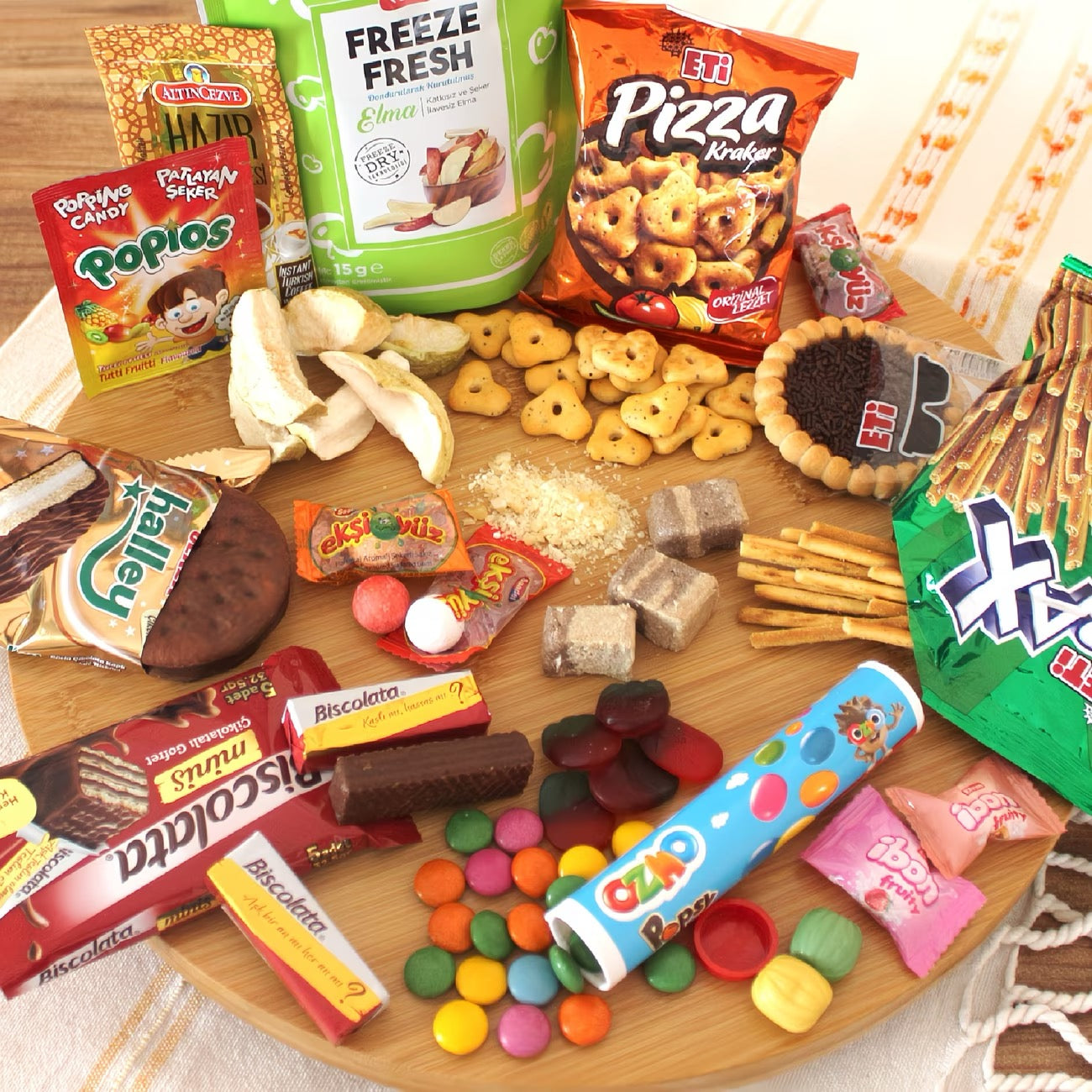 International Snack Box